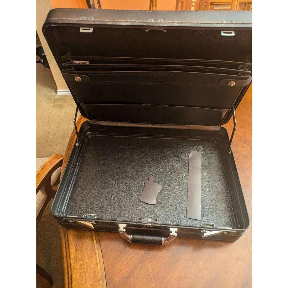 Pratt Professional Cases For Business & Industry BRIEFCASE